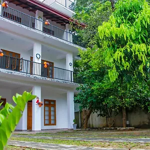 Guest house Three Elephant **