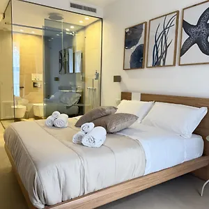 https://santa-rosalia-suites.palermohotels.org