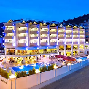 ideal-piccolo-hotel.aegeanhotels.net/